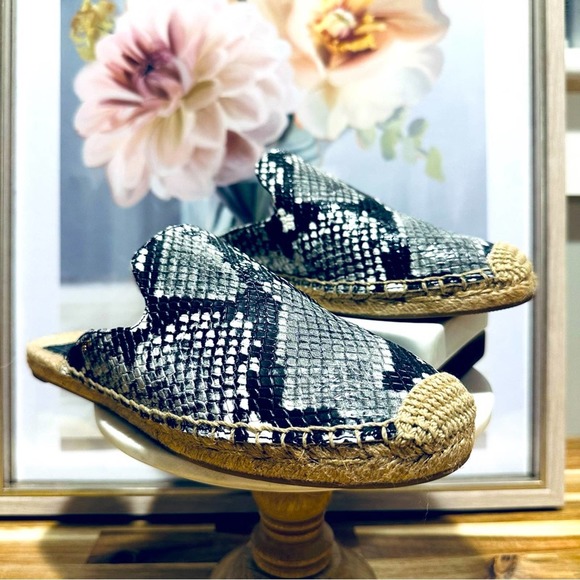 Tory Burch Shoes - Tory Burch Max Espadrille Slide, Diamond Roccia Print, Snakeskin, Size 7.5, IOB